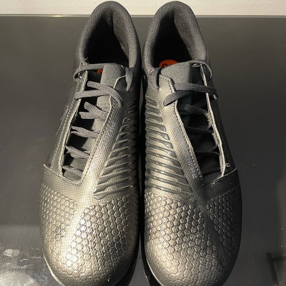 Nike Men's Size  8 Phantom Venom Club FG Black Soccer Cleats